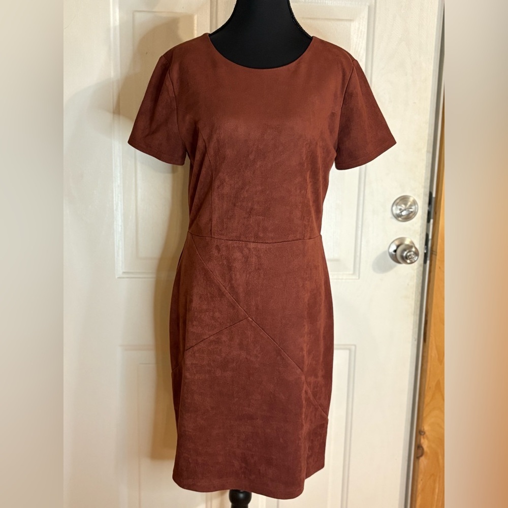 41 Hawthorn Bowie Faux Suede Knit Dress in a Rich Brown size Medium